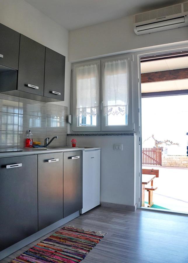 Apartmani Vesna Zambratija  Exterior foto